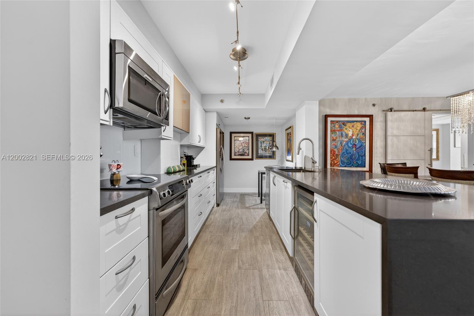 LEXCELLENCE CONDO - Residential