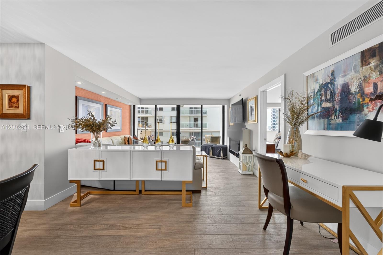 LEXCELLENCE CONDO - Residential