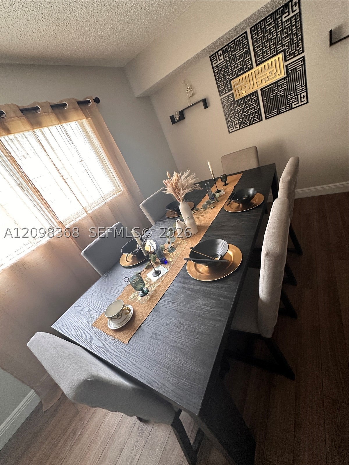 1100 SW 104th Ct E-201, Miami, FL, 33174/$475,000 2 1100 SW 104th Ct E-201