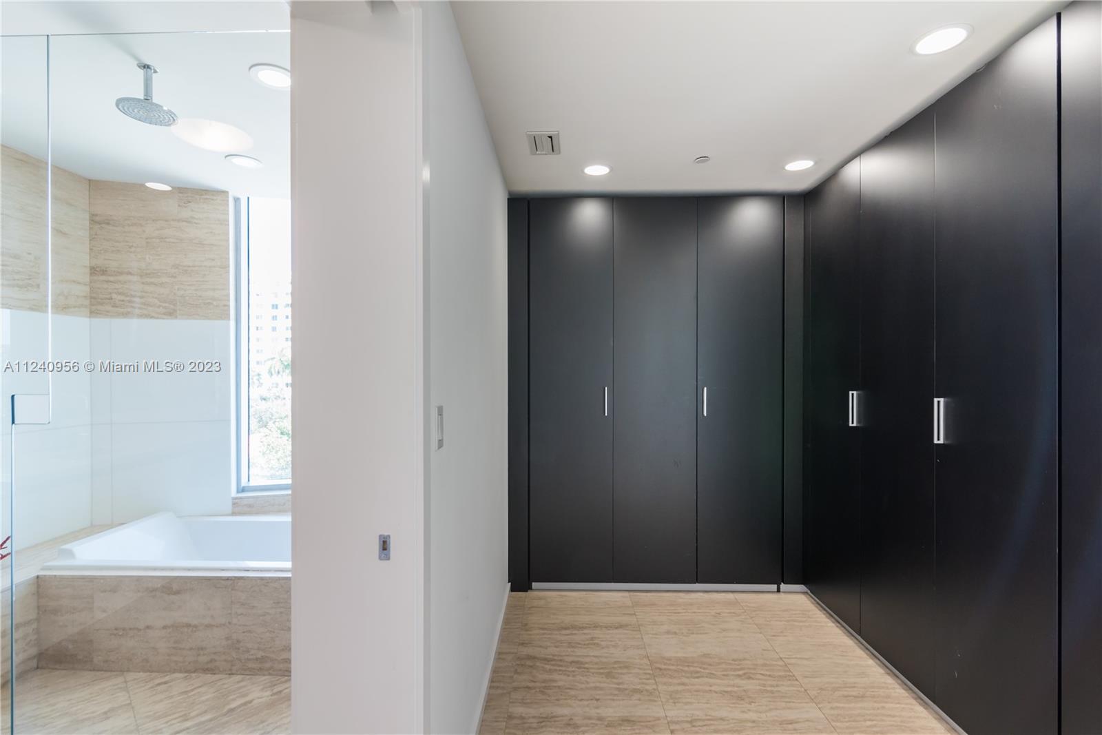 CAPRI SOUTH BEACH CONDO - Residential