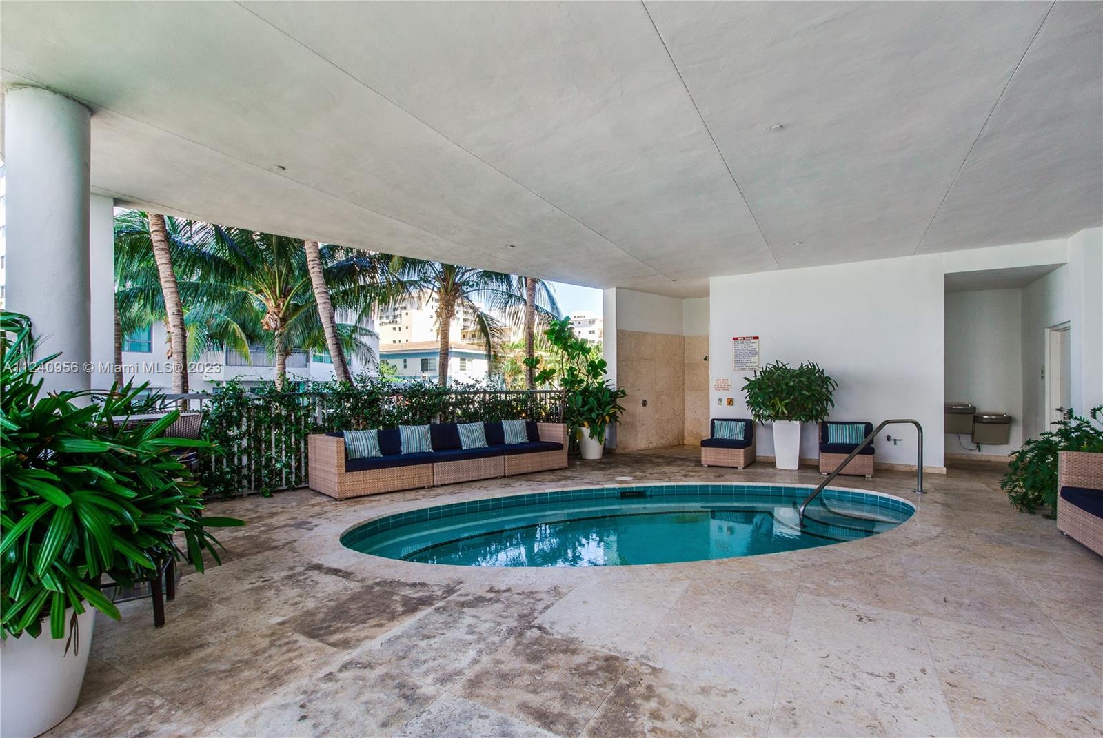 CAPRI SOUTH BEACH CONDO - Residential