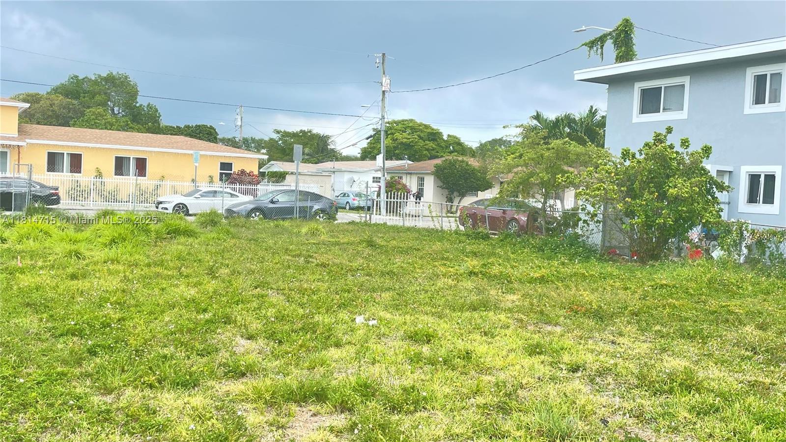 FAIRHAVEN GARDENS - Land