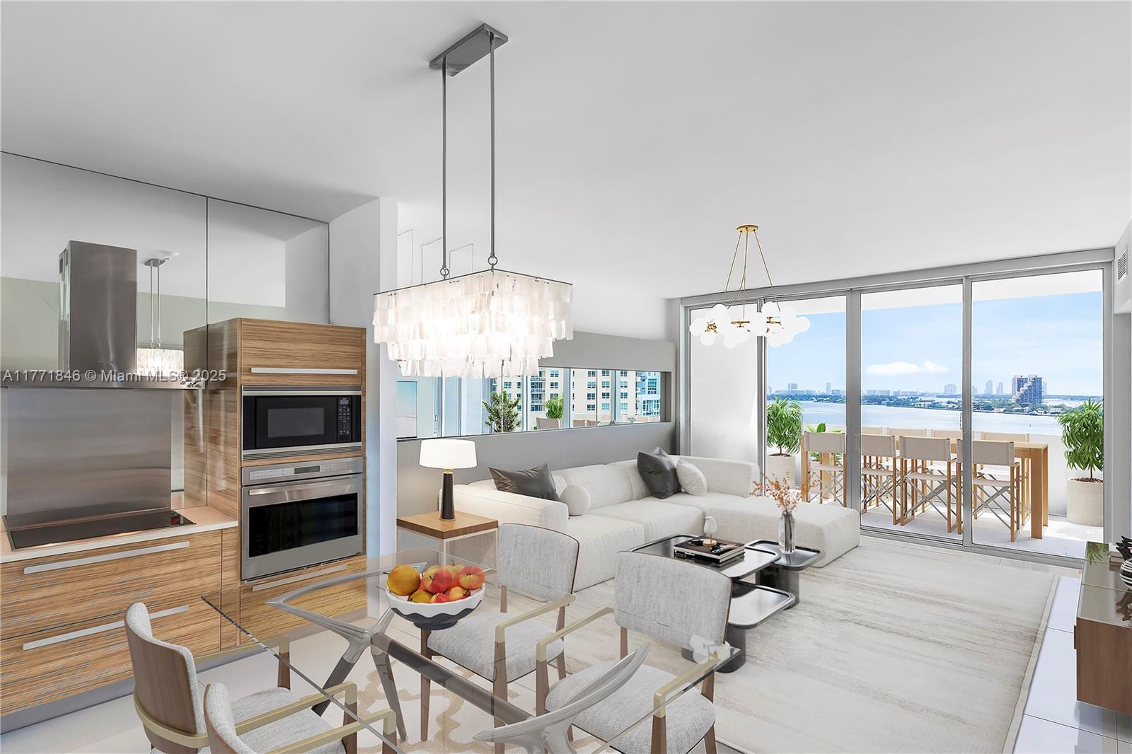 PARAMOUNT BAY CONDO - Residential