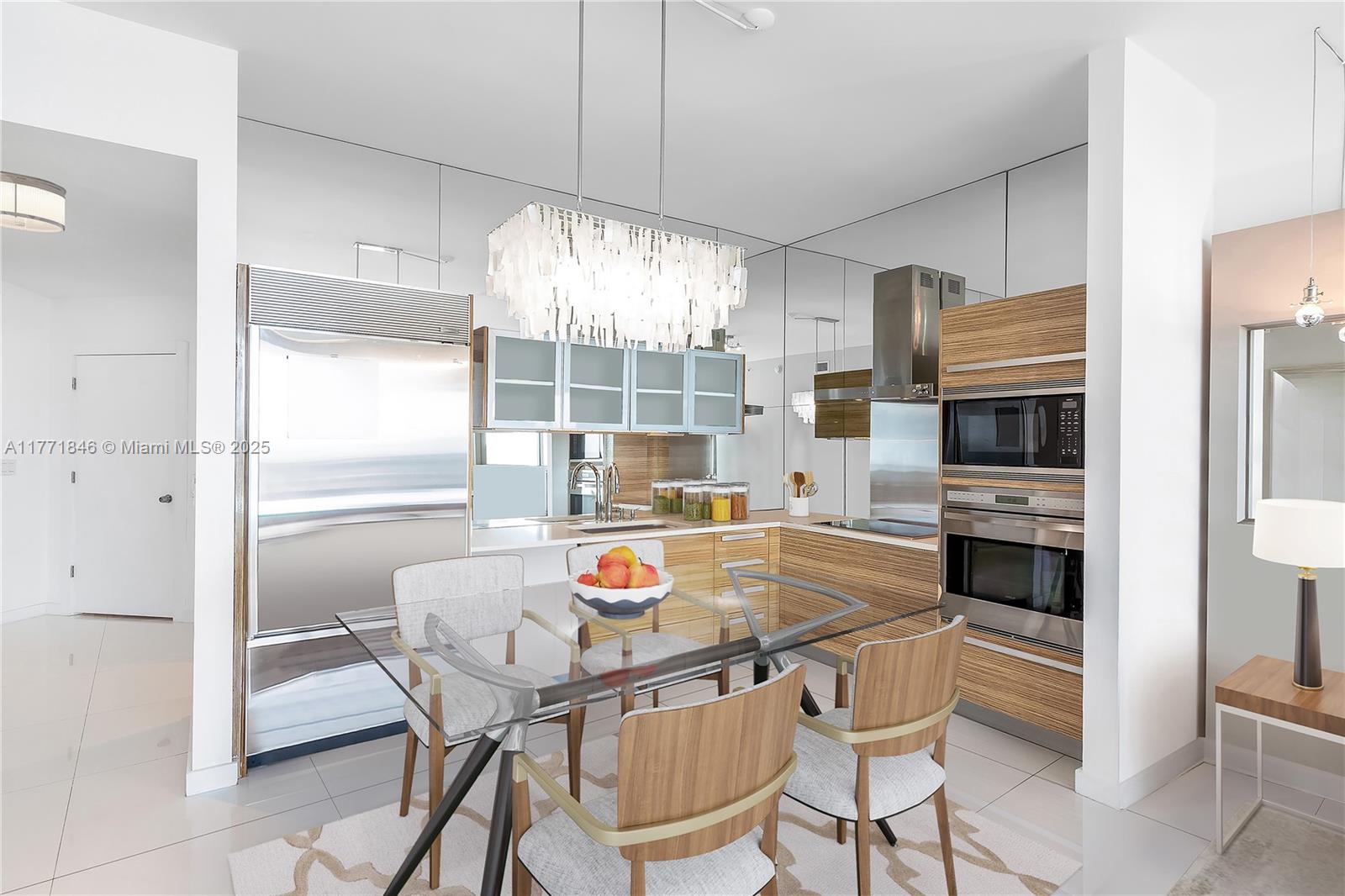 PARAMOUNT BAY CONDO - Residential