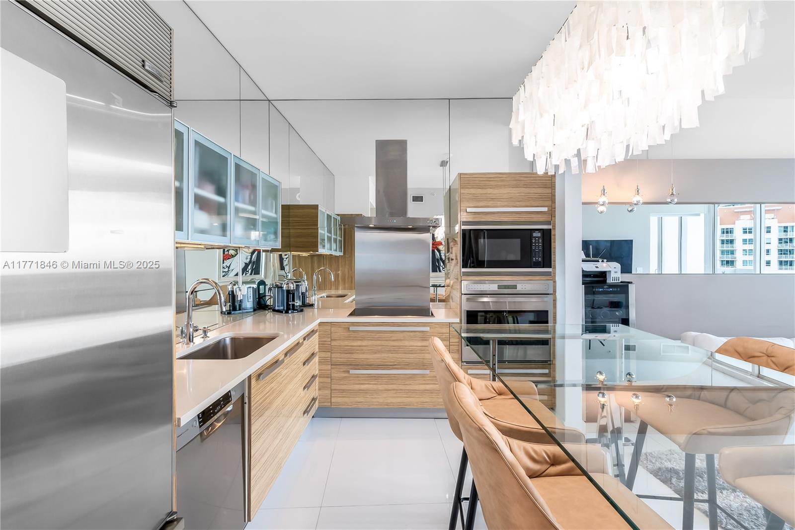 2020 N Bayshore Dr 1205