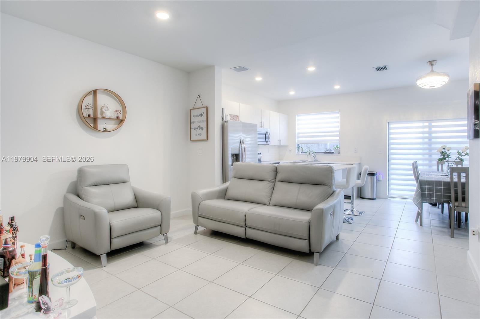 SILVER PALM RESIDENTIAL H - Residential