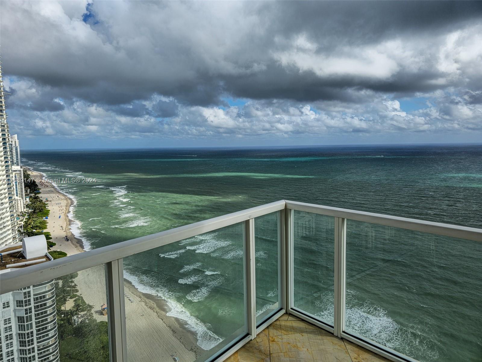 16699 Collins Ave 4203