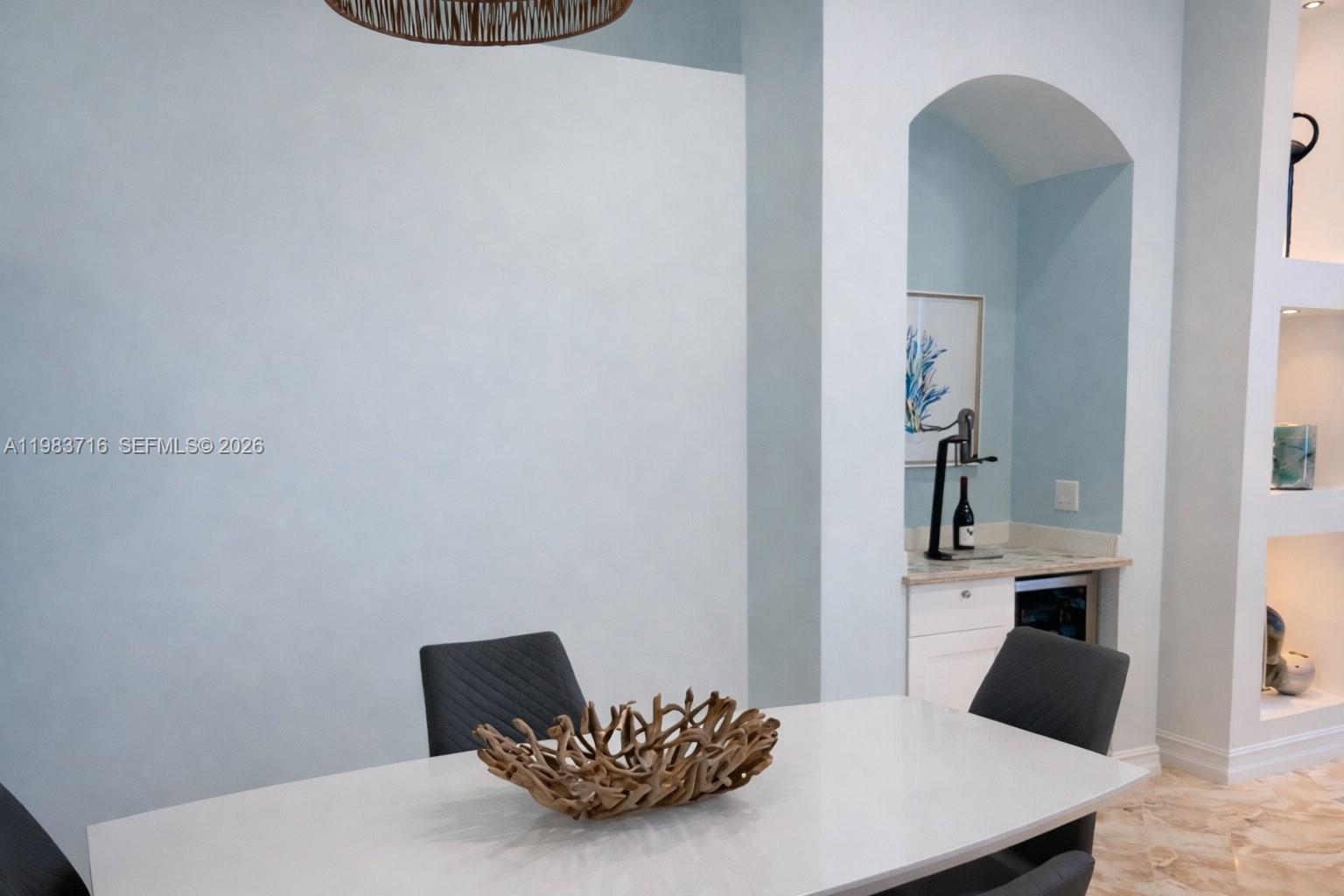 TWIN LAKES - Residential