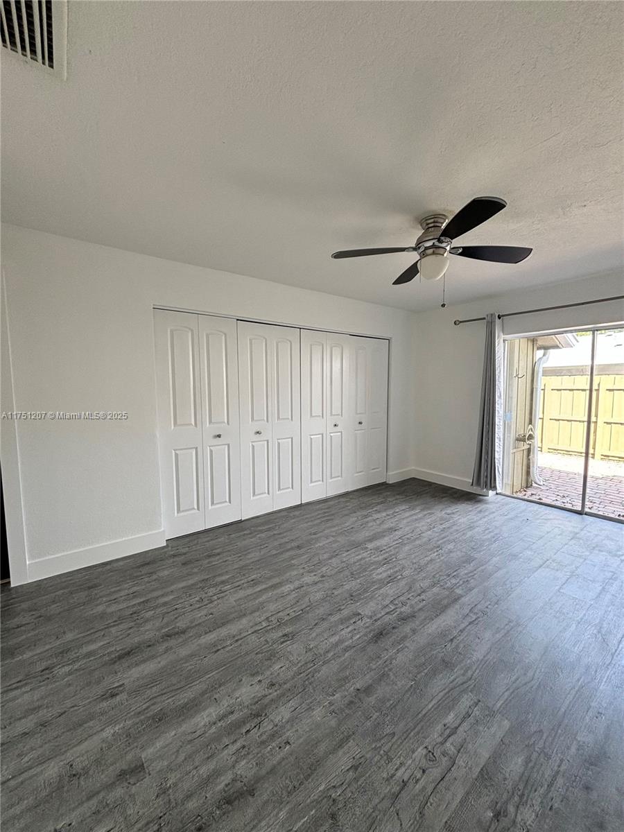 DEVON-AIRE VILLAS SEC 7 - Residential