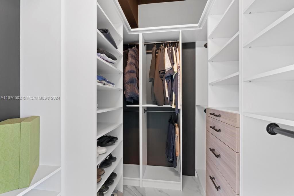 PORTOFINO TOWER CONDO - Residential
