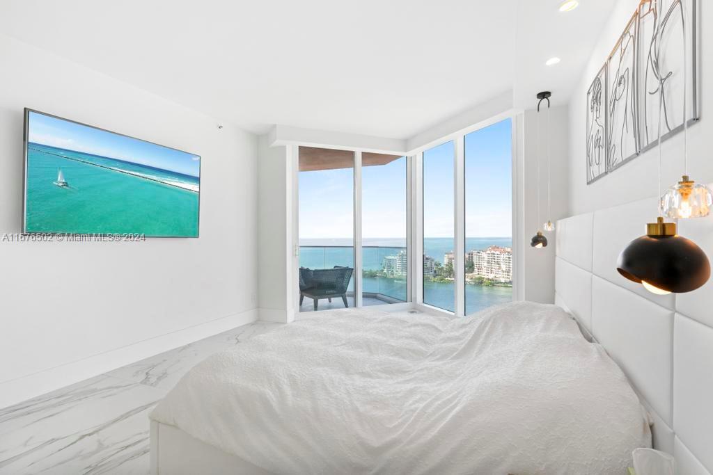 PORTOFINO TOWER CONDO - Residential