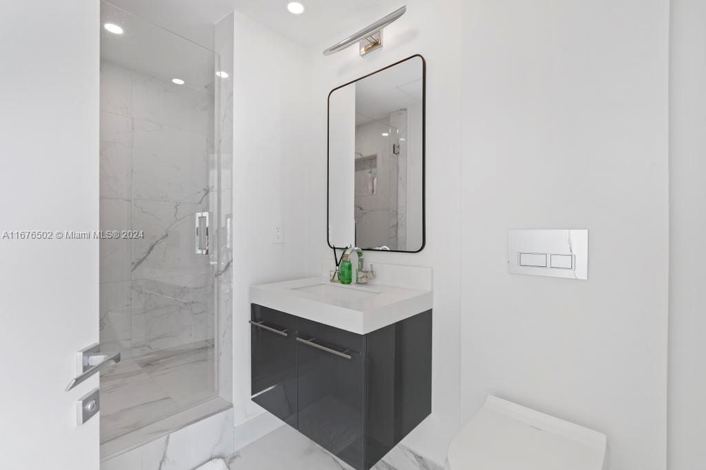 PORTOFINO TOWER CONDO - Residential