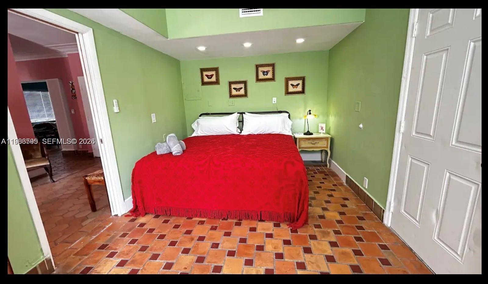 BRICKELL RIVERVIEW - Residential Lease