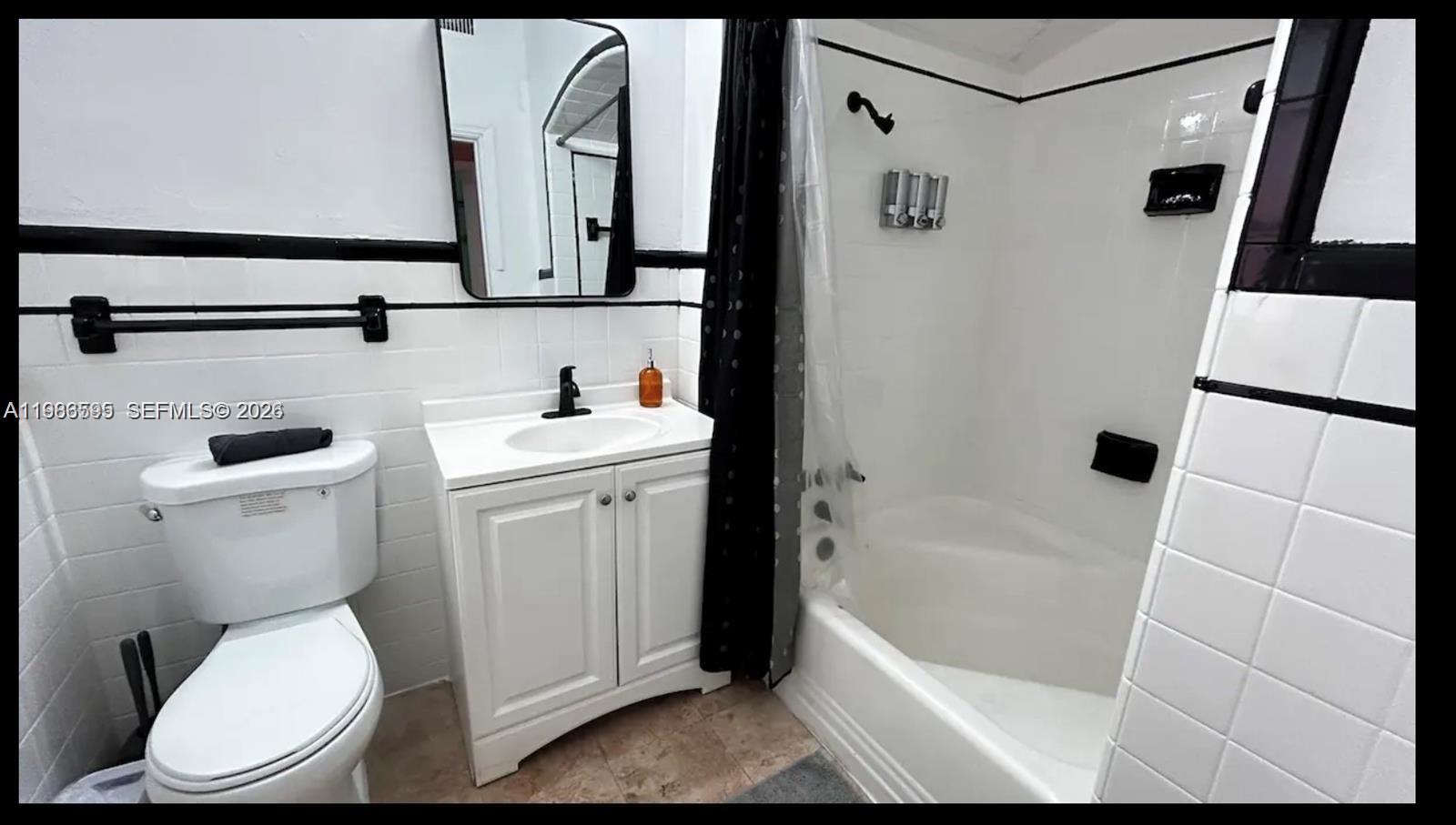 BRICKELL RIVERVIEW - Residential Lease