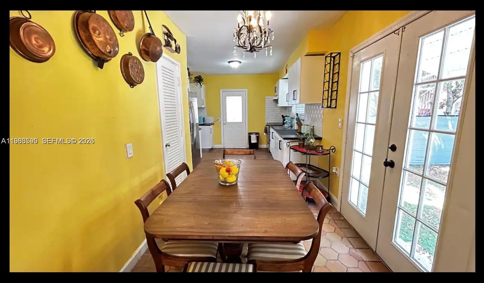 BRICKELL RIVERVIEW - Residential Lease