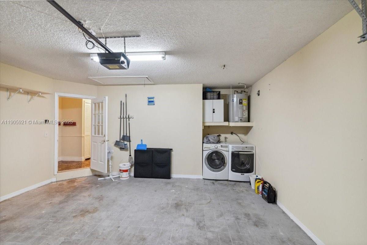 SILVER LAKES AT PEMBROKE - Residential Lease