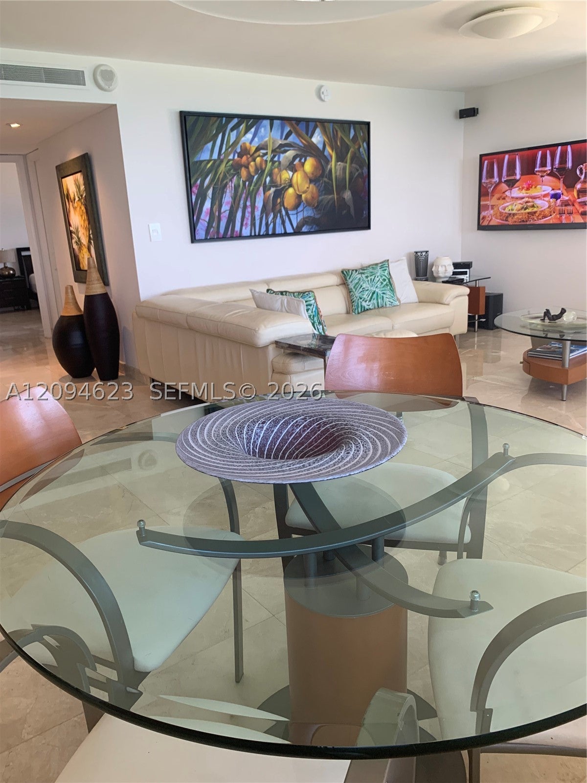 2555 Collins Ave 1801