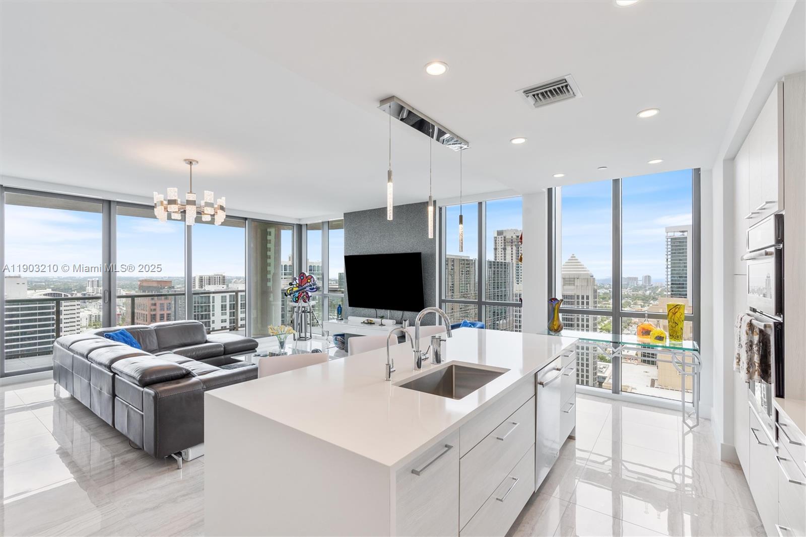 100 LAS OLAS CONDO - Residential