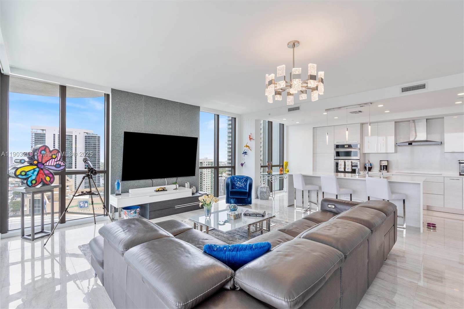 100 LAS OLAS CONDO - Residential