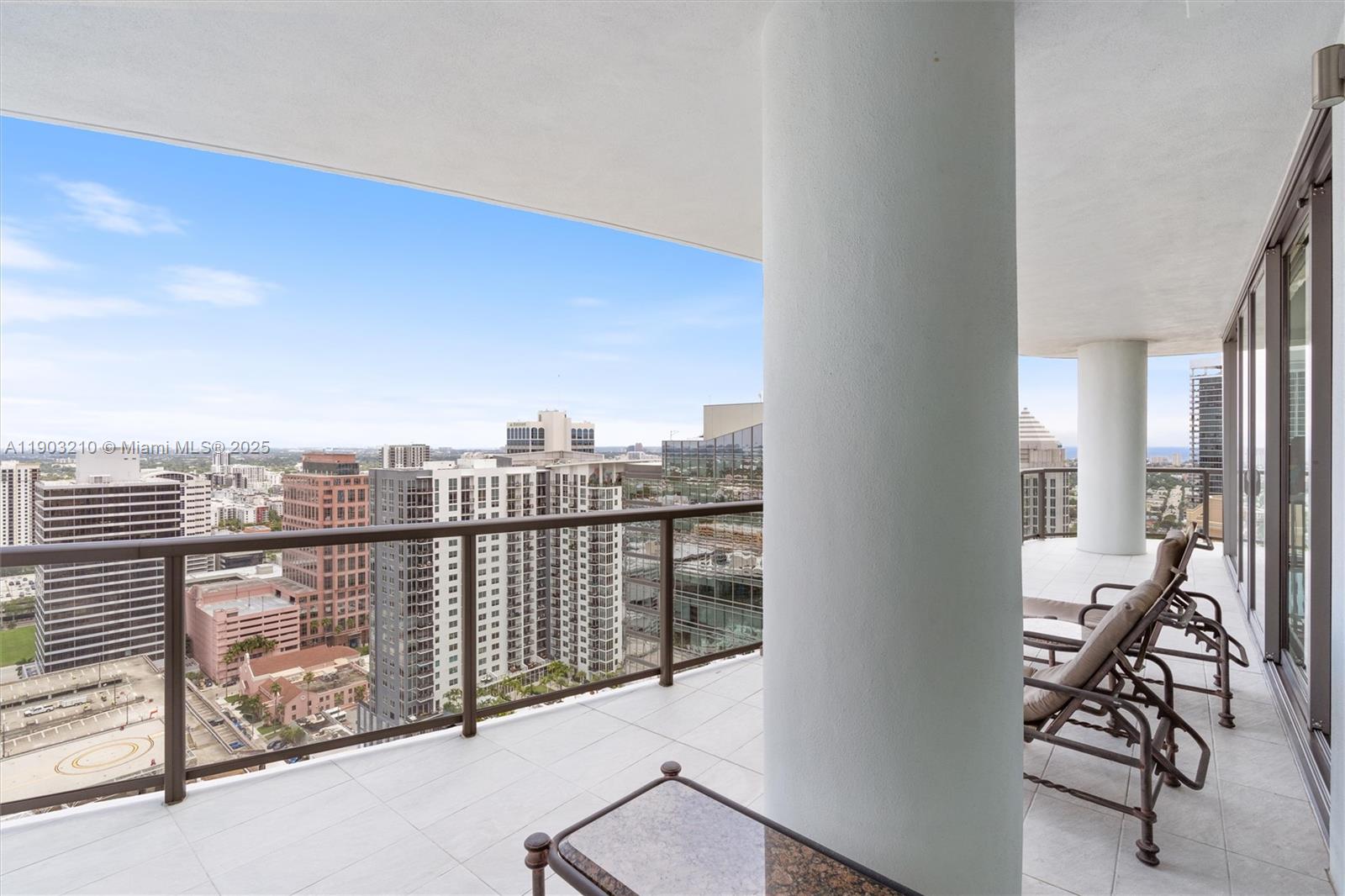 100 LAS OLAS CONDO - Residential