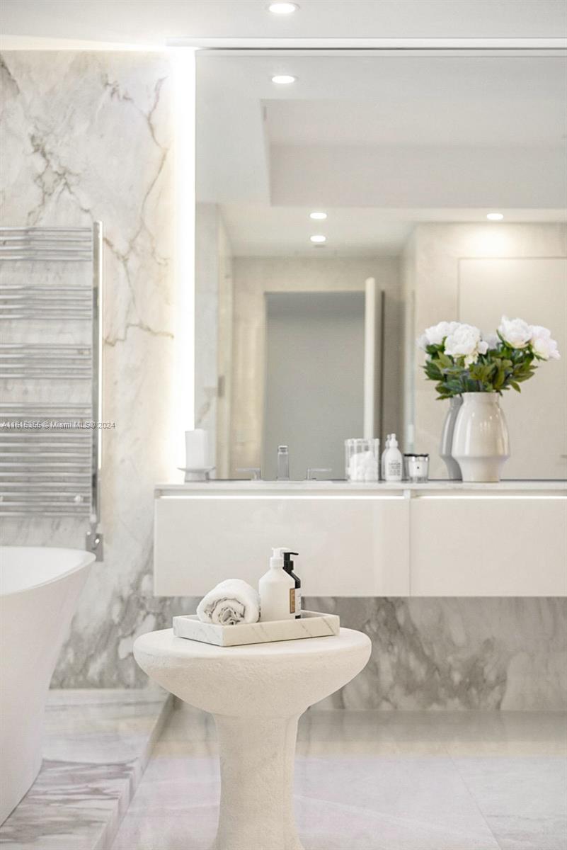 ACQUALINA OCEAN RESIDENCE - Residential