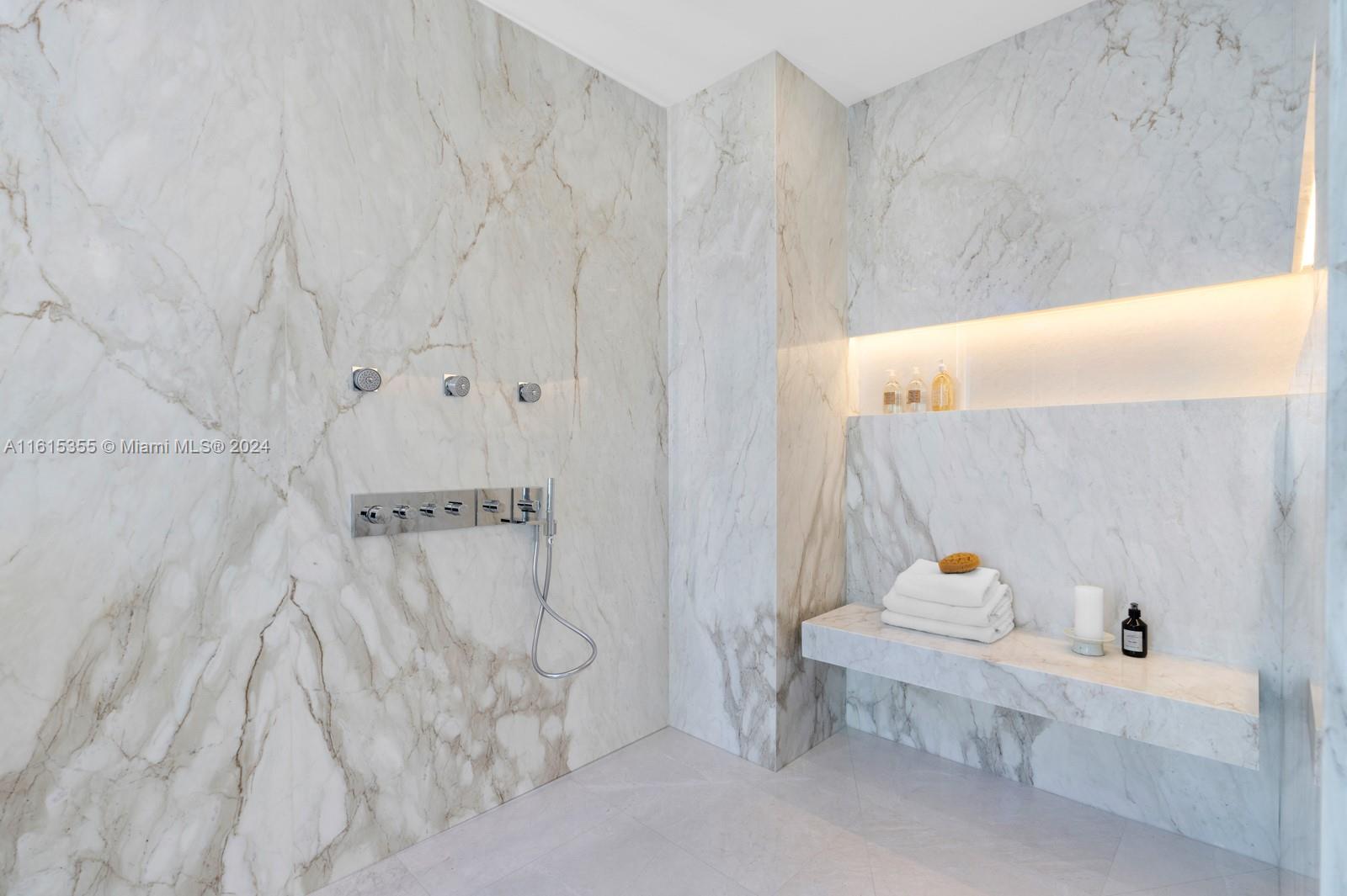 ACQUALINA OCEAN RESIDENCE - Residential