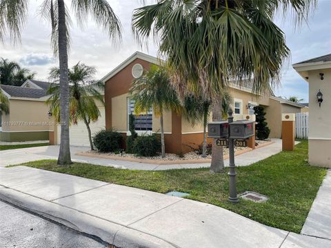 211 E Riverbend Dr 211 Sunrise FL 33326
