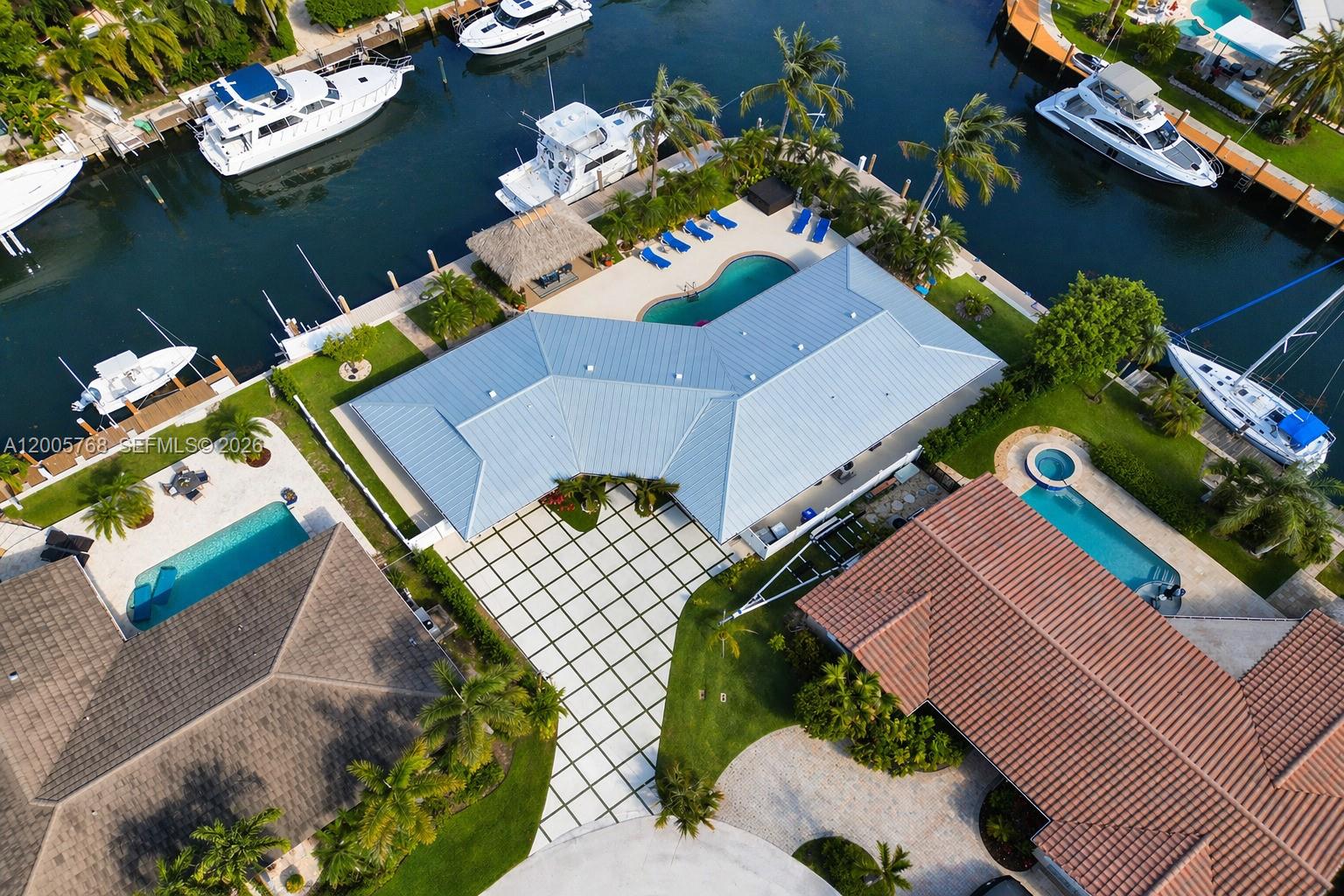 HARBOR VILLAGE - Residential