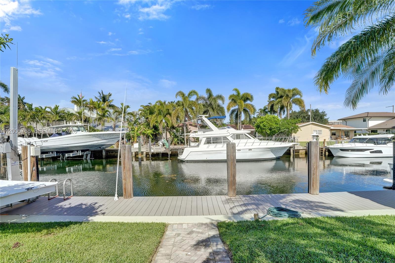 HARBOR VILLAGE - Residential