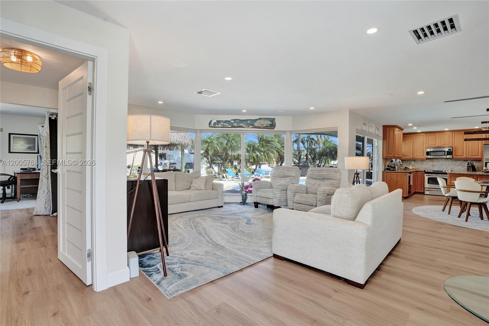HARBOR VILLAGE - Residential