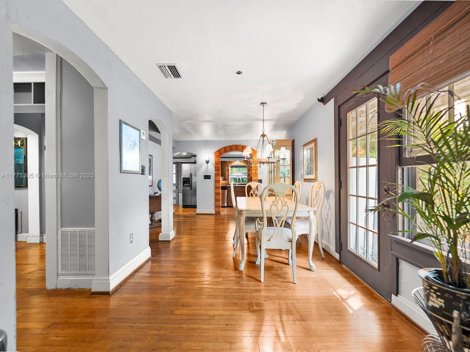 TOWN OF FLORIDA CITY - Residential