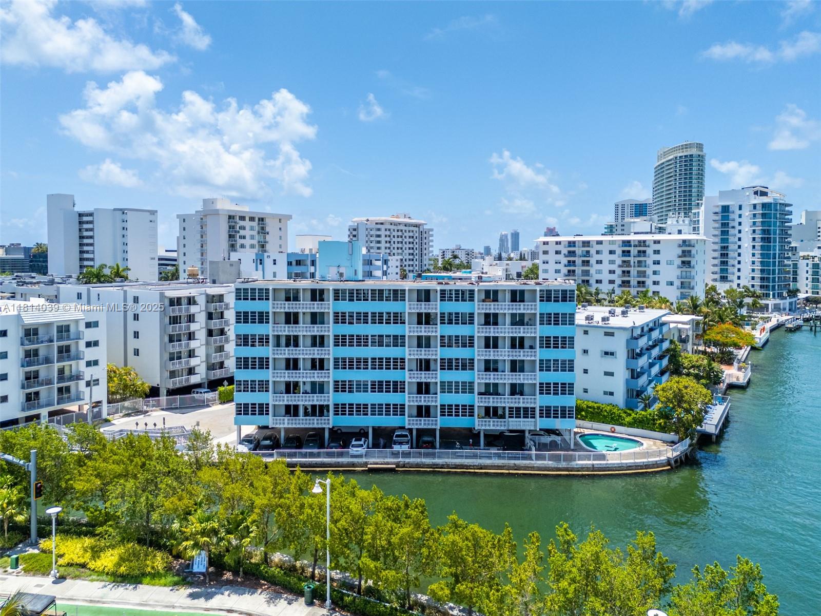 BONNE VIE CONDO - Residential