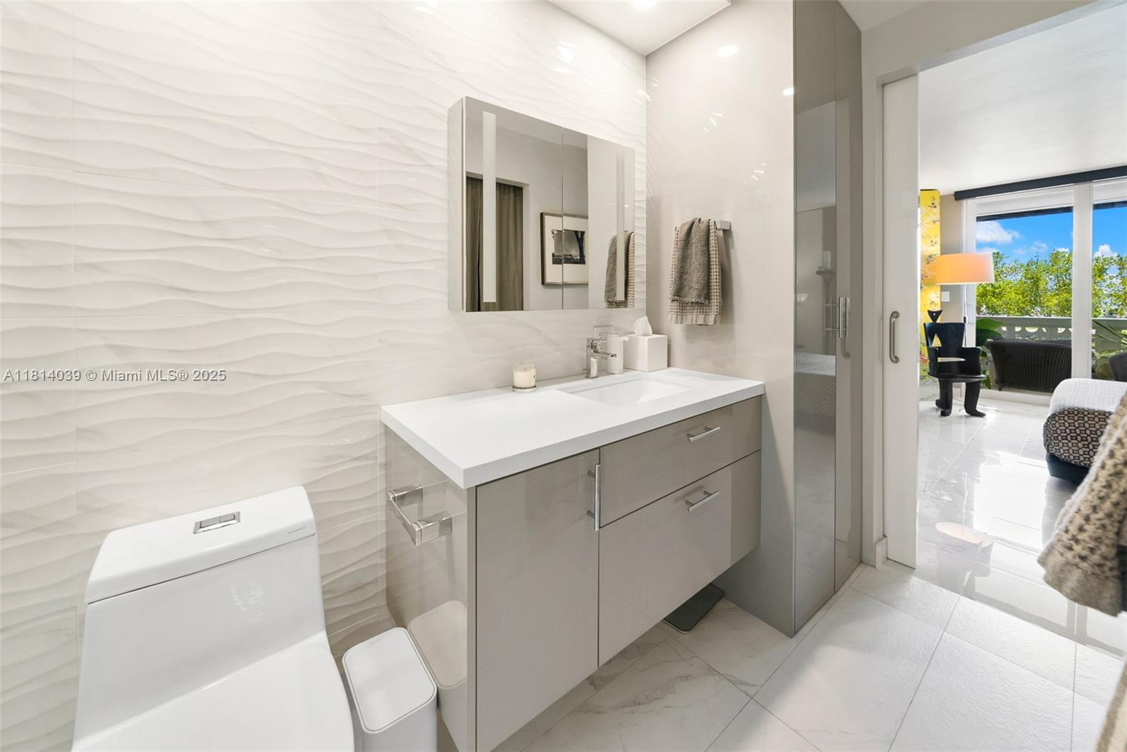 BONNE VIE CONDO - Residential