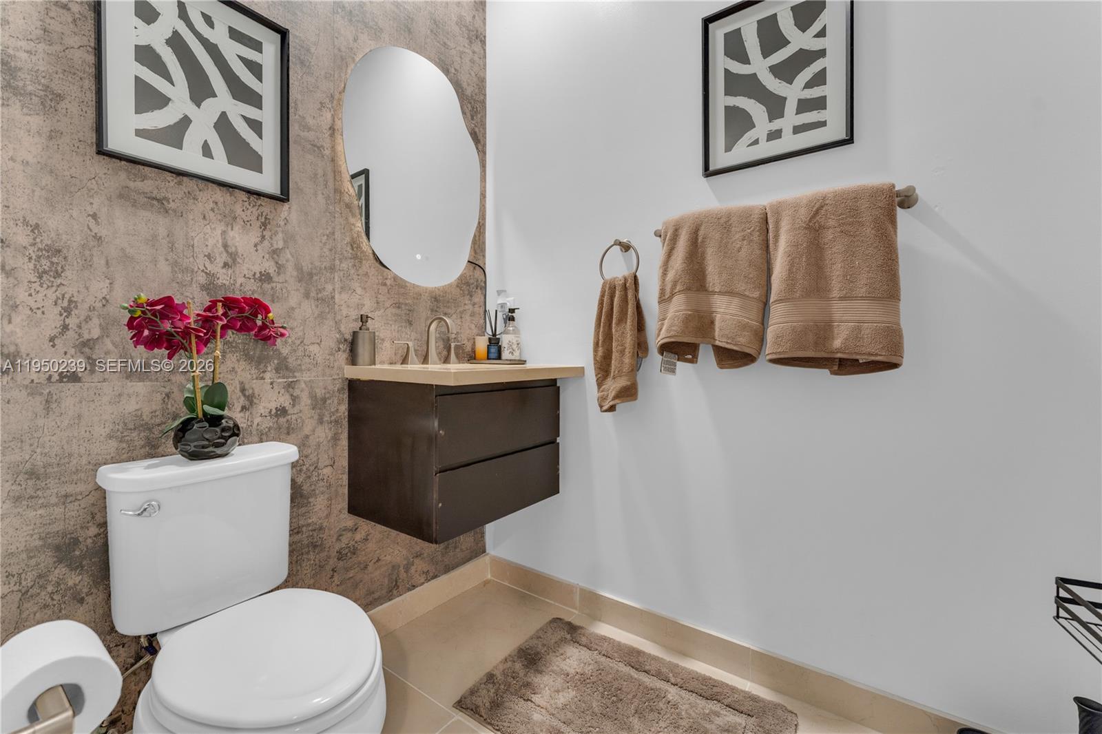 PEMBROKE LAKES SOUTH - Residential