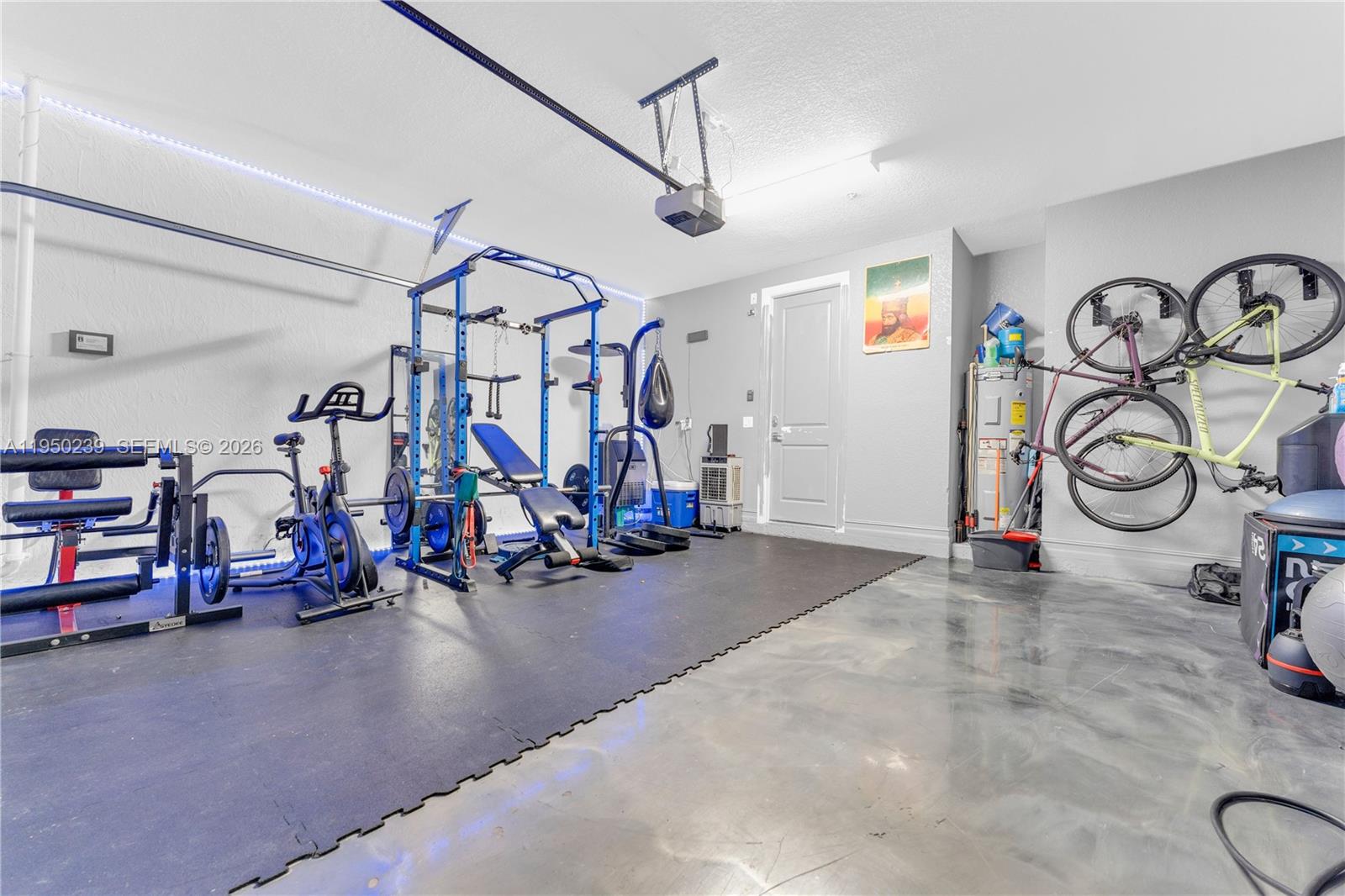 PEMBROKE LAKES SOUTH - Residential