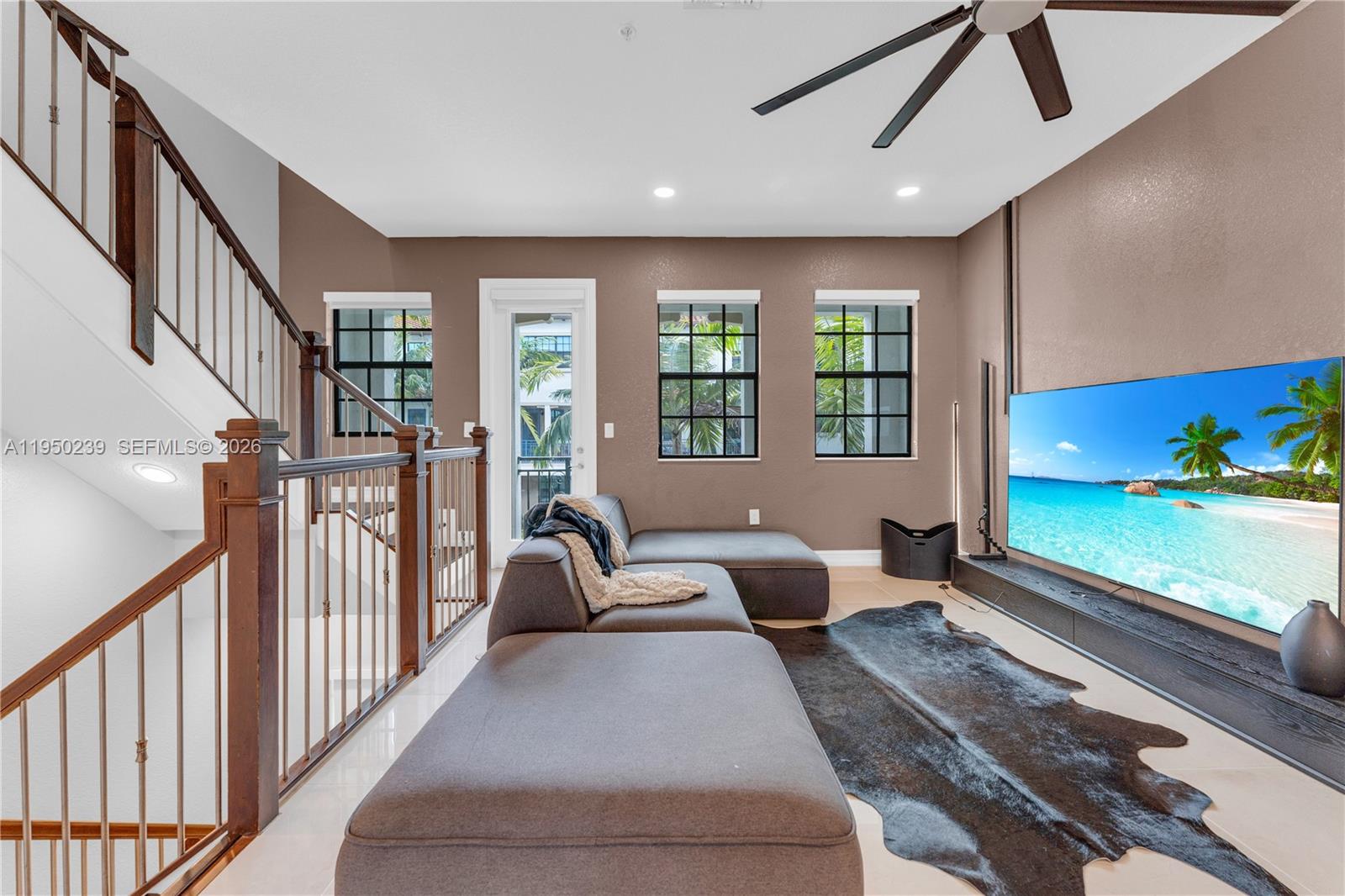 PEMBROKE LAKES SOUTH - Residential