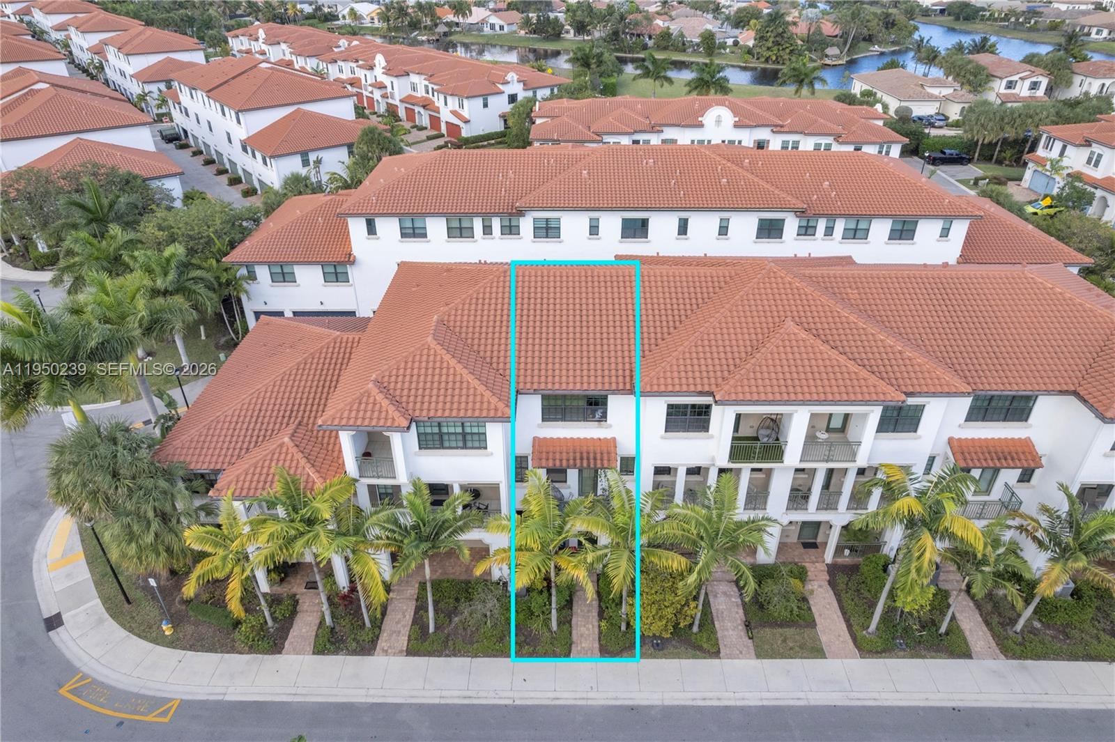 PEMBROKE LAKES SOUTH - Residential