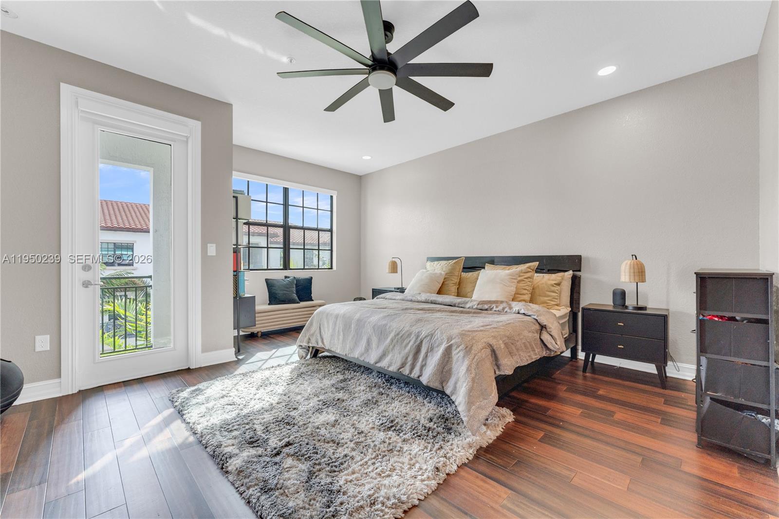 PEMBROKE LAKES SOUTH - Residential