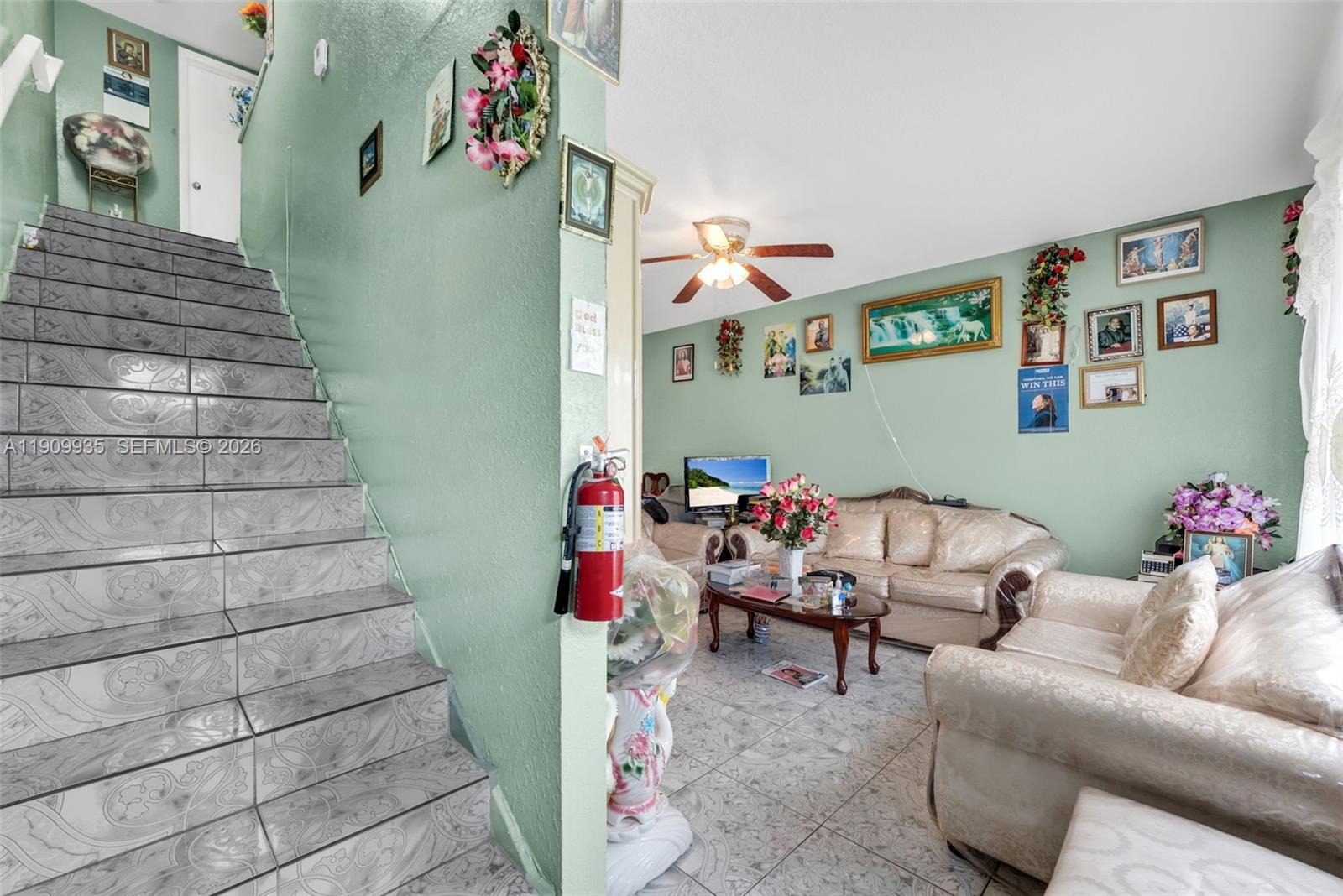 SUNSET PALM VILLAS CONDO - Residential