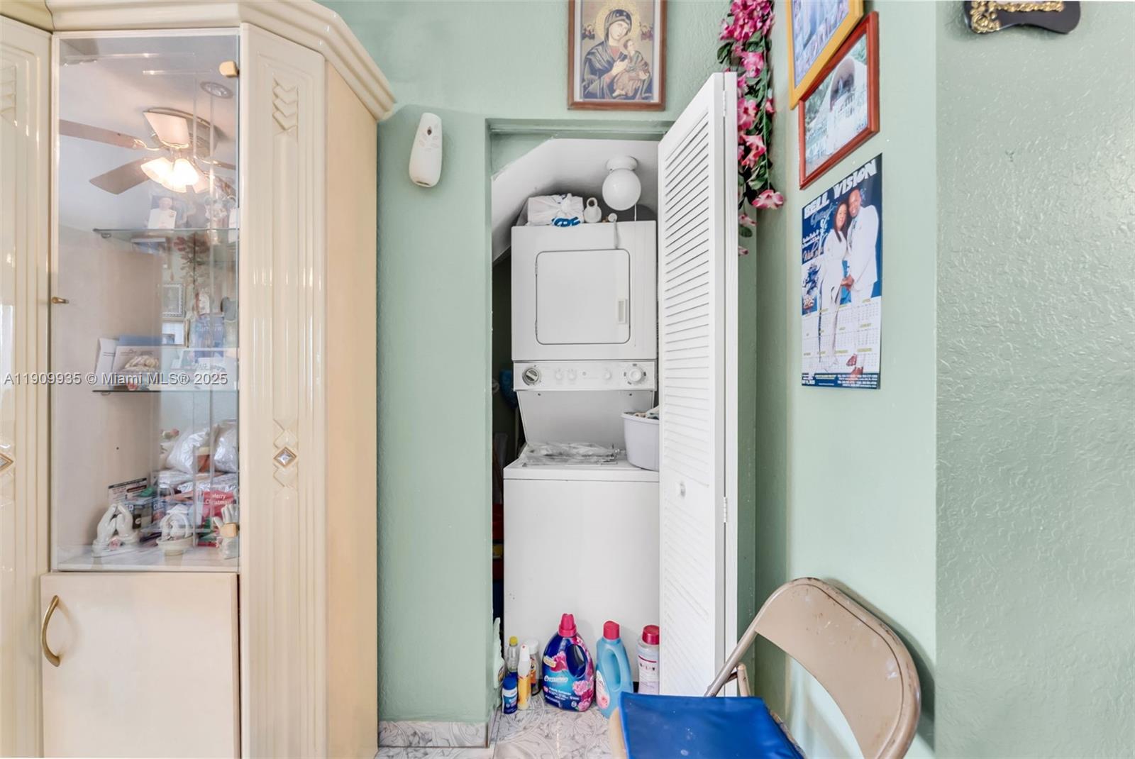 SUNSET PALM VILLAS CONDO - Residential