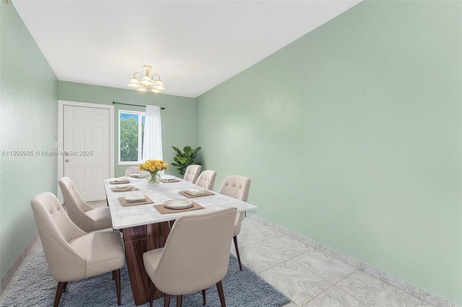 SUNSET PALM VILLAS CONDO - Residential