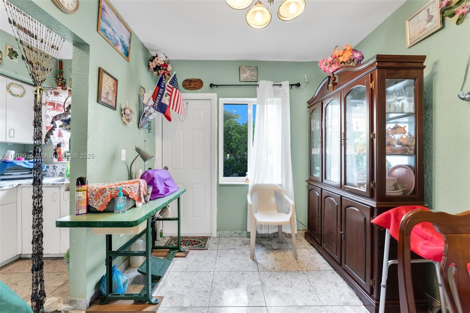 SUNSET PALM VILLAS CONDO - Residential