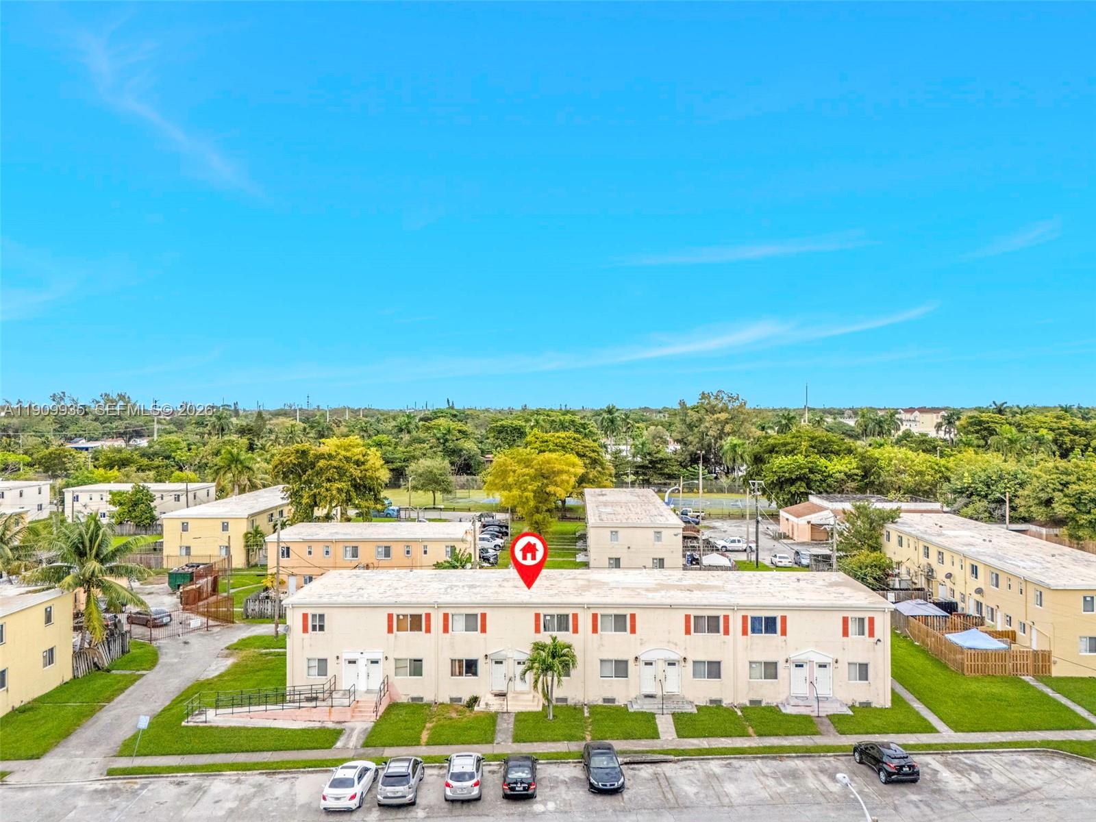 SUNSET PALM VILLAS CONDO - Residential