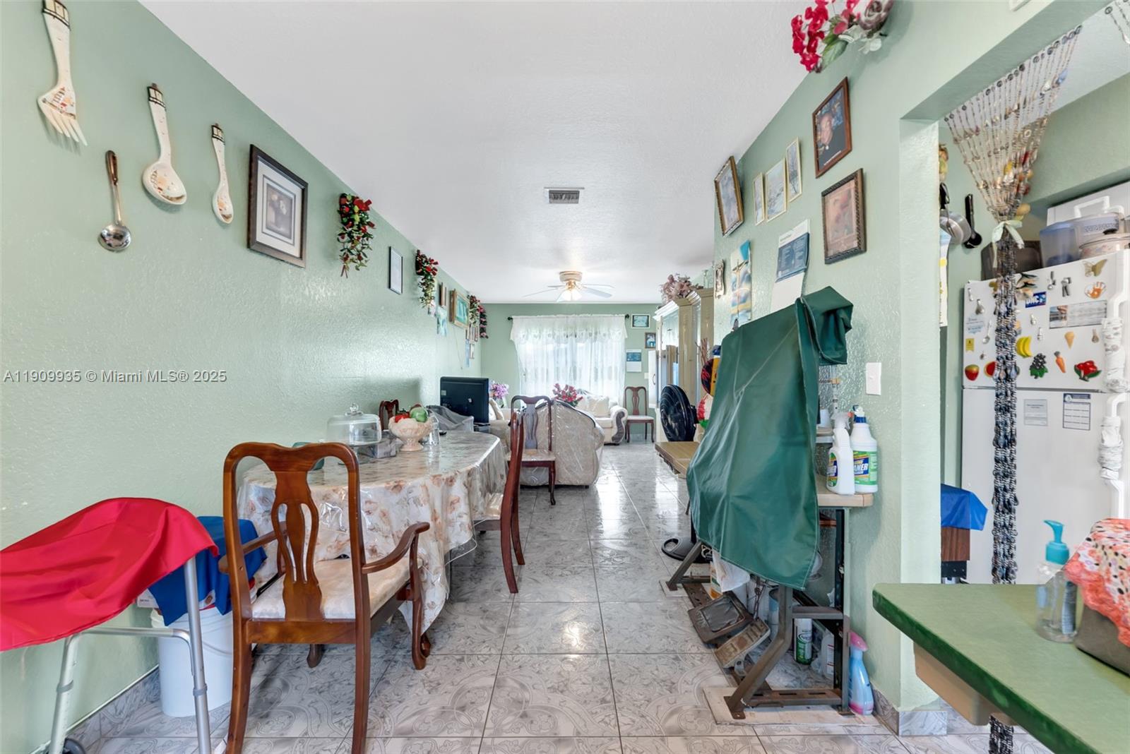 SUNSET PALM VILLAS CONDO - Residential