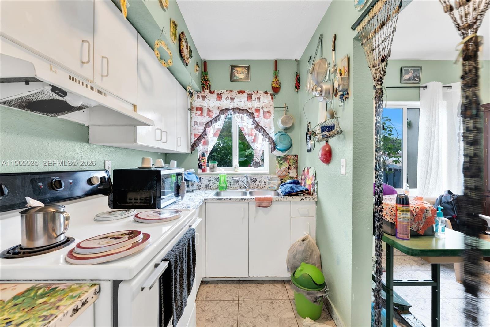 SUNSET PALM VILLAS CONDO - Residential