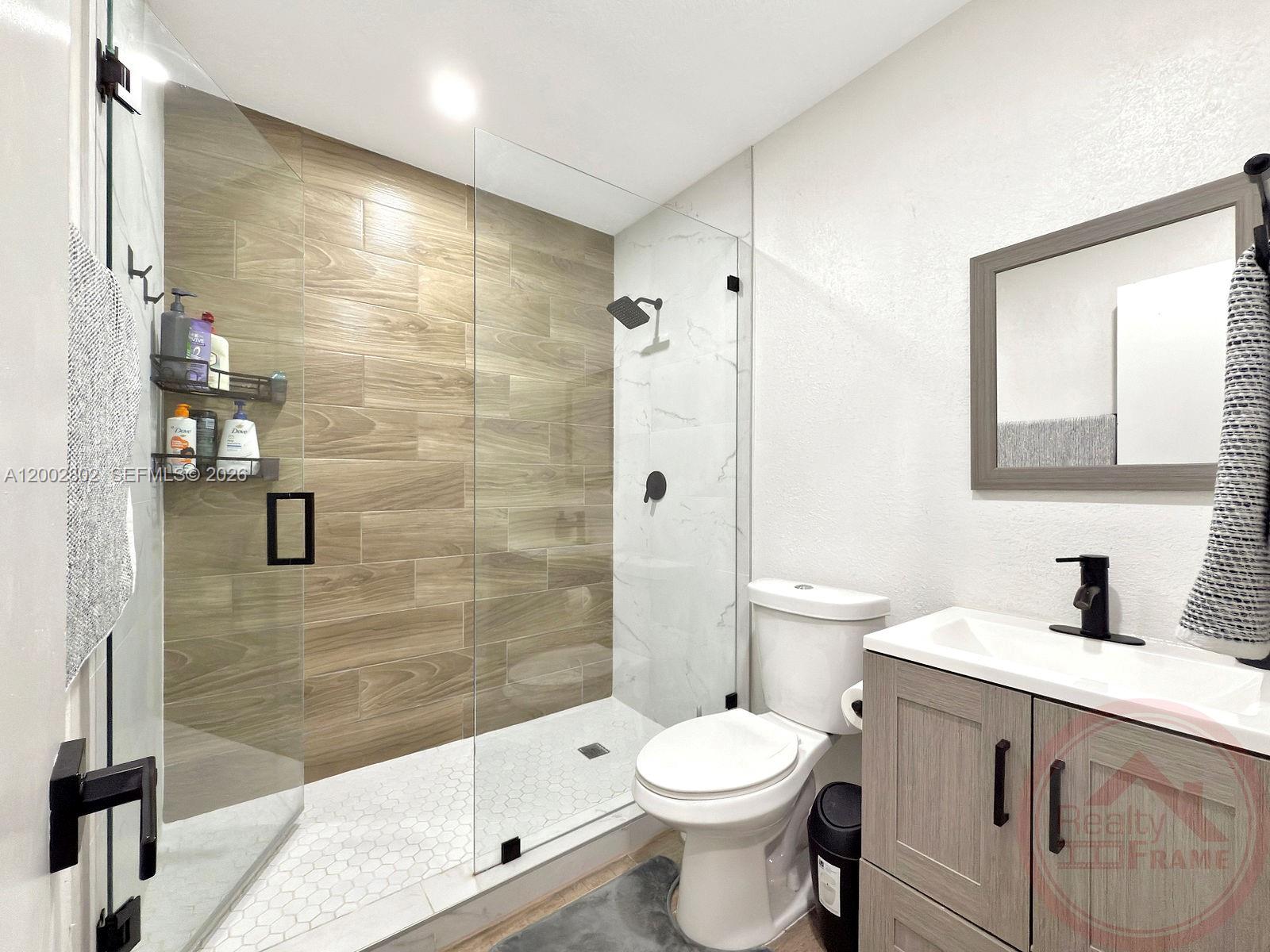 WESTWOOD LAKE 9TH ADDN - Residential Lease