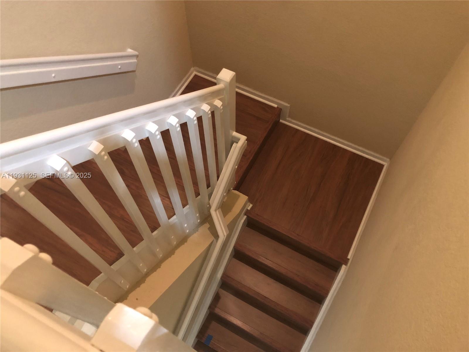 ST MORTIZ AT DORAL CONDO - Residential Lease