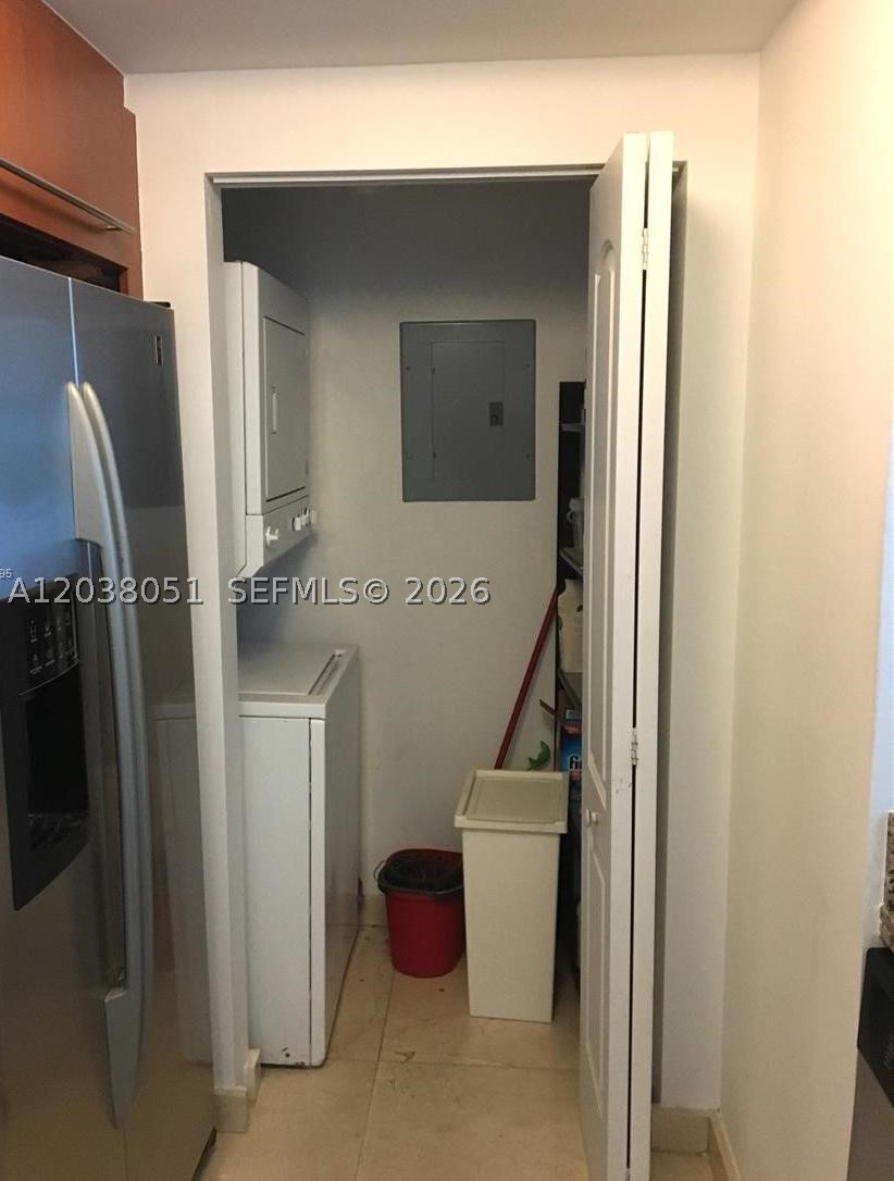 110 Washington Ave 1512