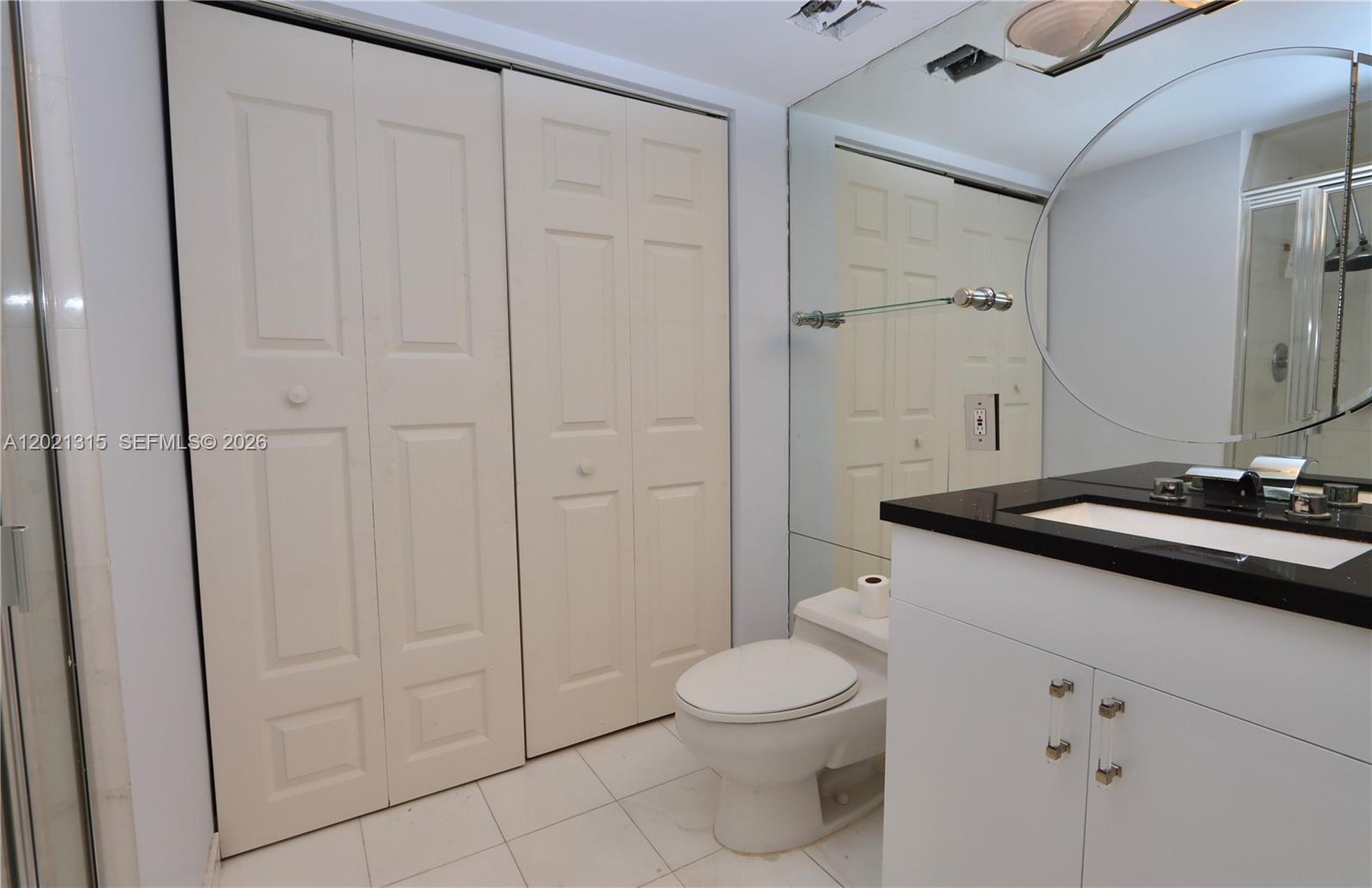 MYSTIC POINTE TOWER 500 C - Residential