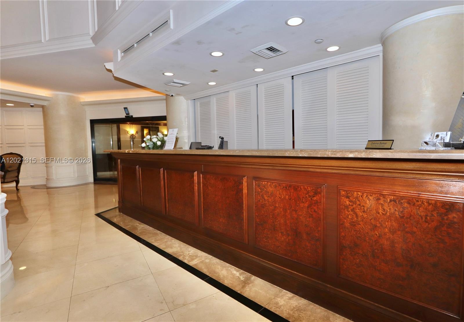 MYSTIC POINTE TOWER 500 C - Residential